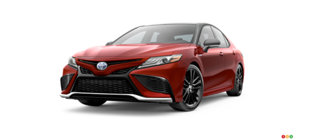 Toyota Camry hybride 2021, trois quarts avant